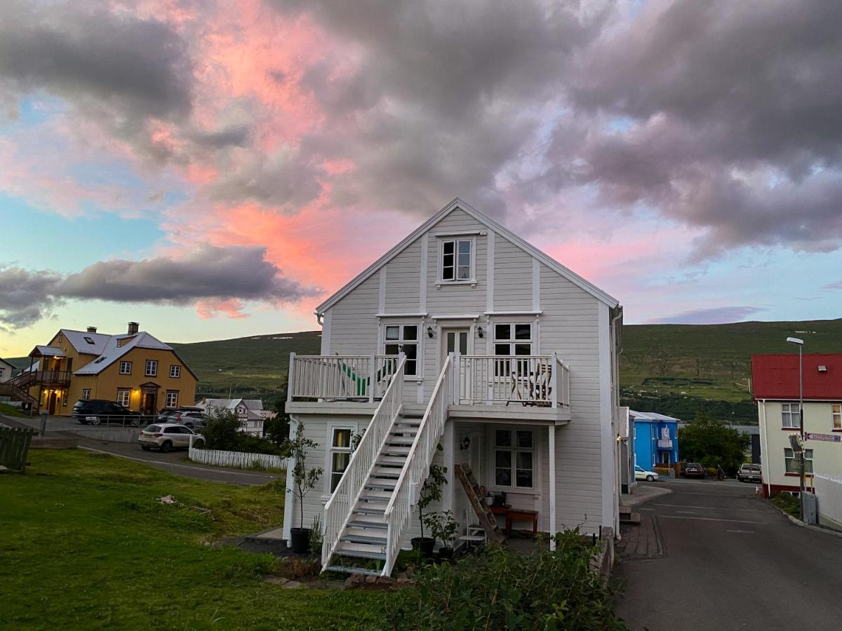 Old Town Luxury Apartment Akureyri Extérieur photo