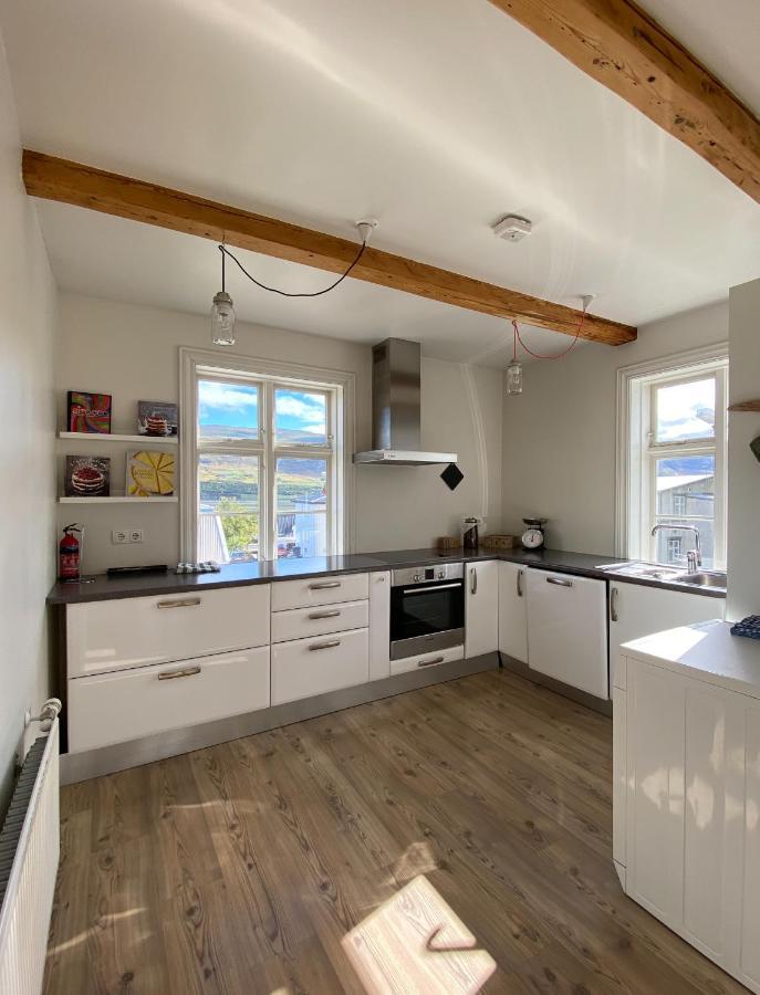 Old Town Luxury Apartment Akureyri Extérieur photo